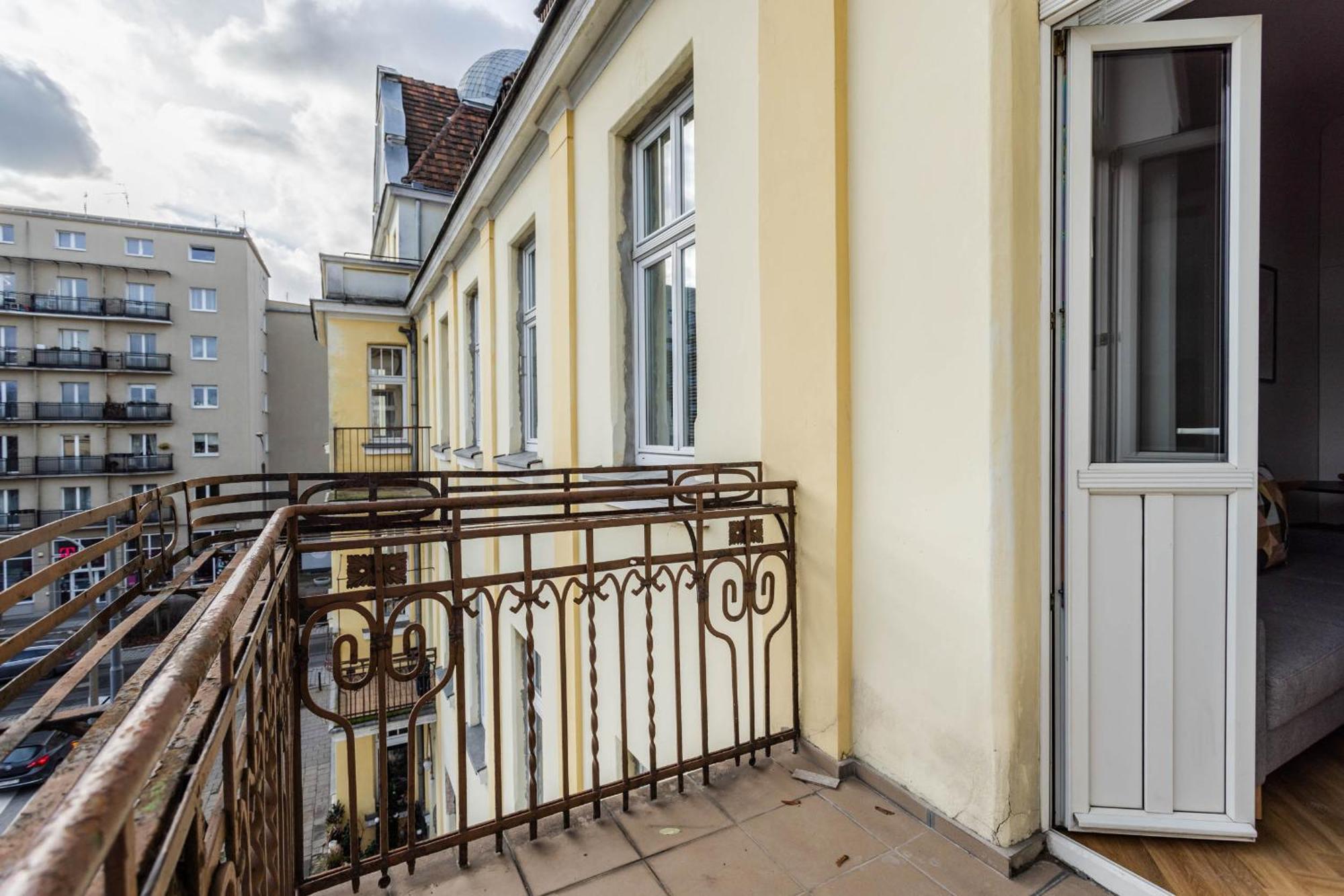 Przytulne I Komfortowe Studia Very Berry W Poznaniu By Noclegi Renters Exterior photo