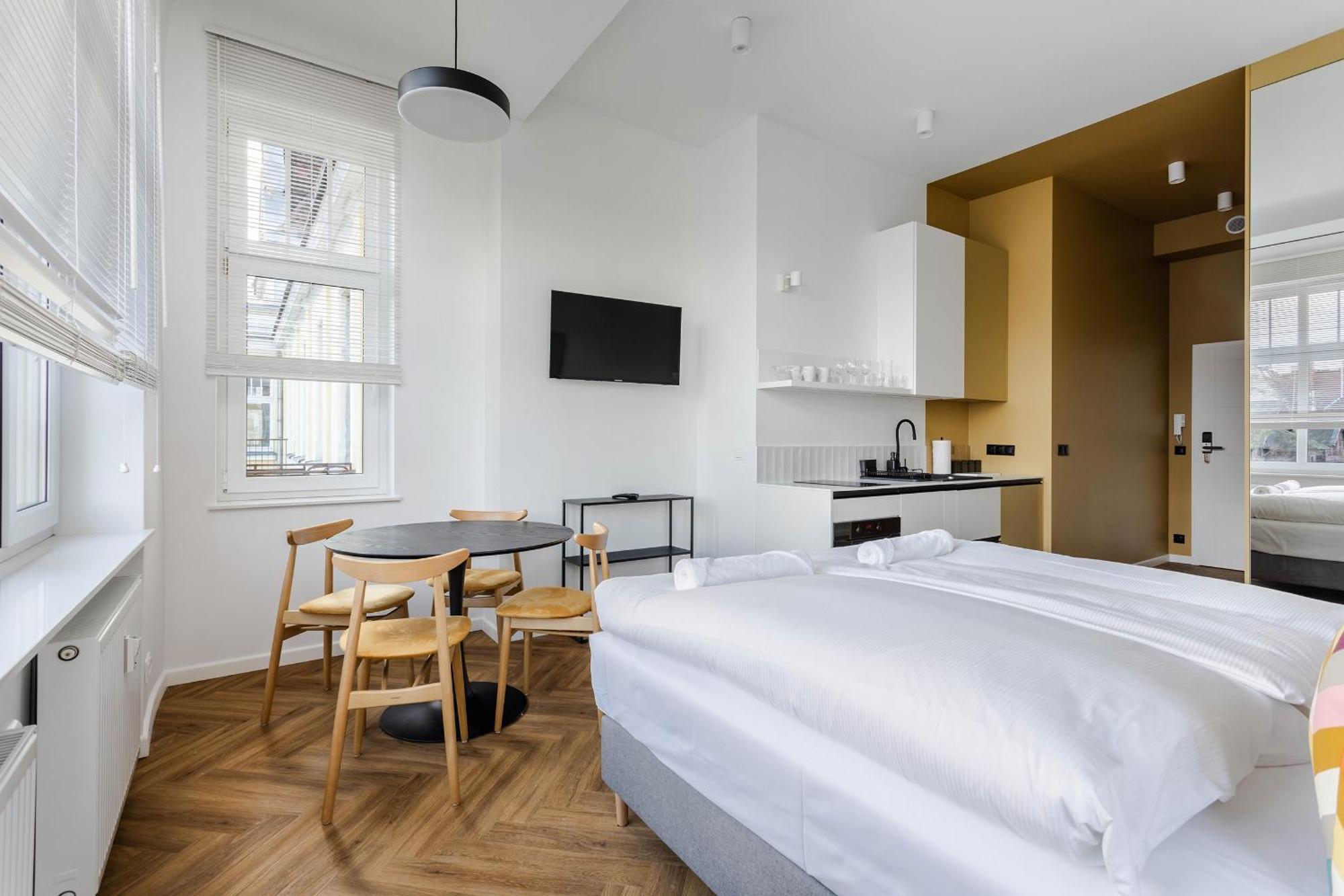 Przytulne I Komfortowe Studia Very Berry W Poznaniu By Noclegi Renters Exterior photo